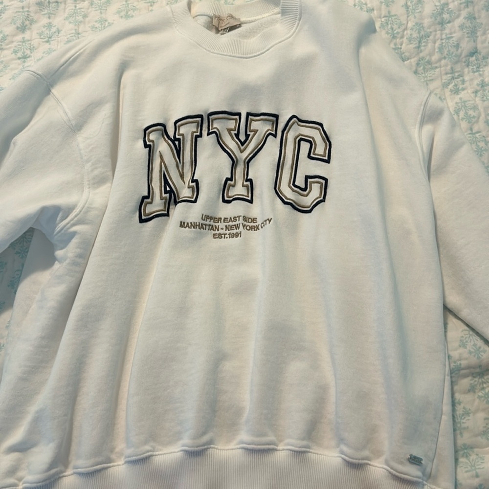 Pull&Bear NYC Oversized Sweatshirt